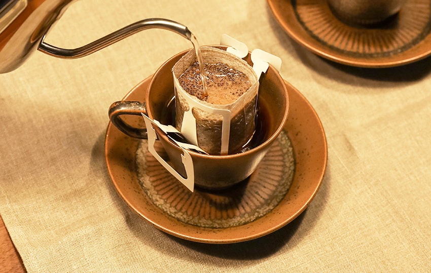 ご自宅でも手軽においしいコーヒーを。ドリップバッグでも本格コーヒーが味わえる、ちょっとしたヒミツとは？